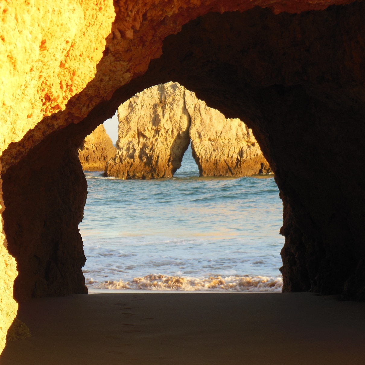 door arch on the beach